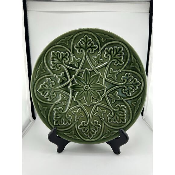 Tii Collections Moss Green Embossed Ceramic Plate 10.5" Art Nouveau Style #W3240 - Picture 2 of 5